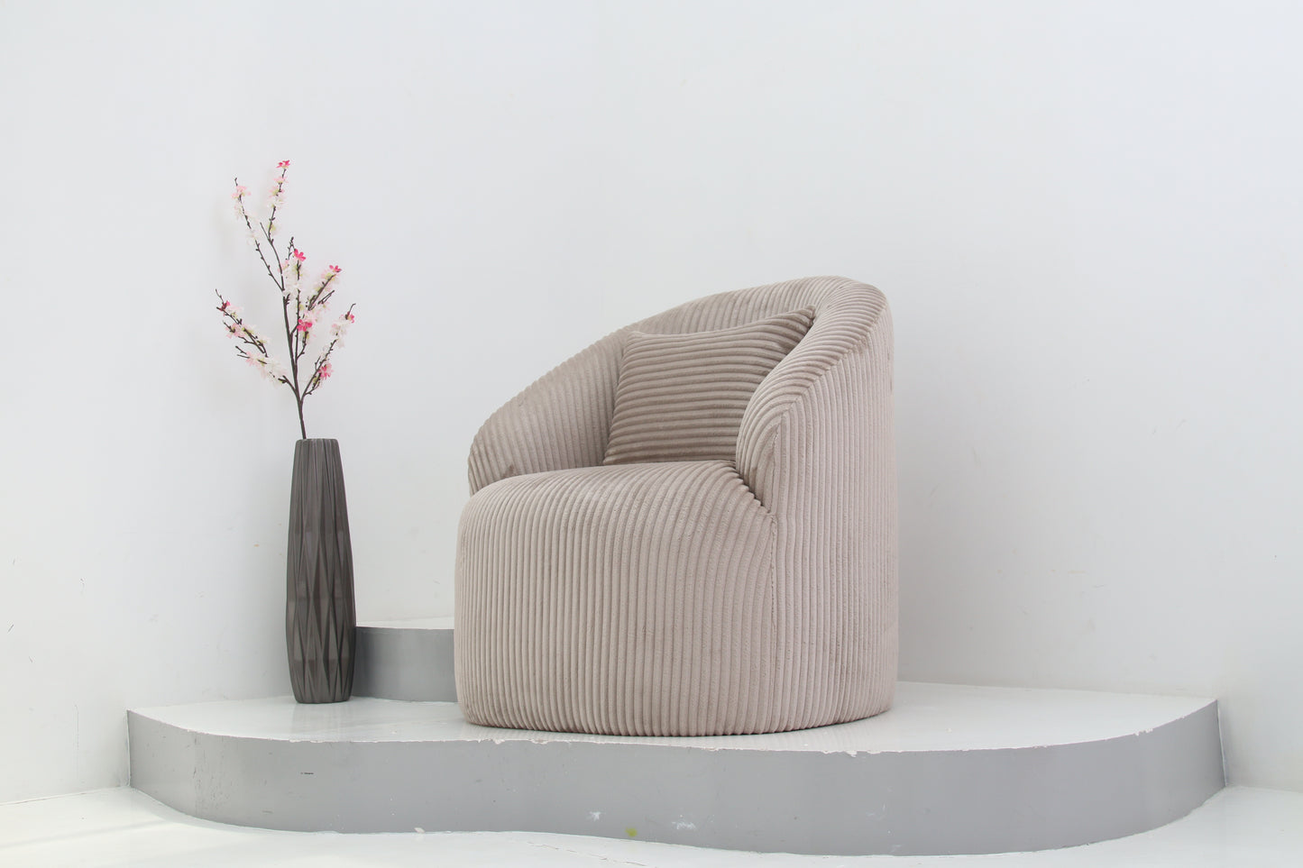 Milo Chair