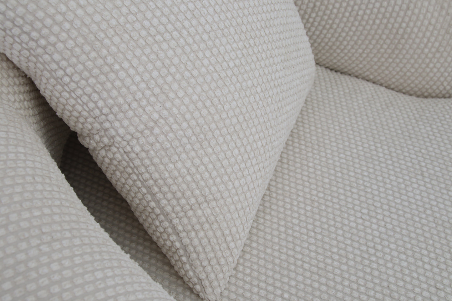 Luna Chair ( 360° swivel base )