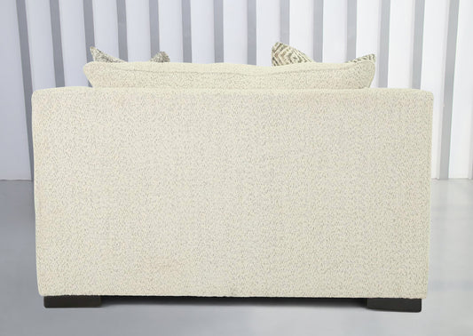 Mira Loveseat