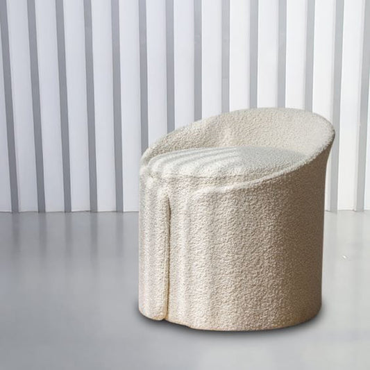 Novi Pouf
